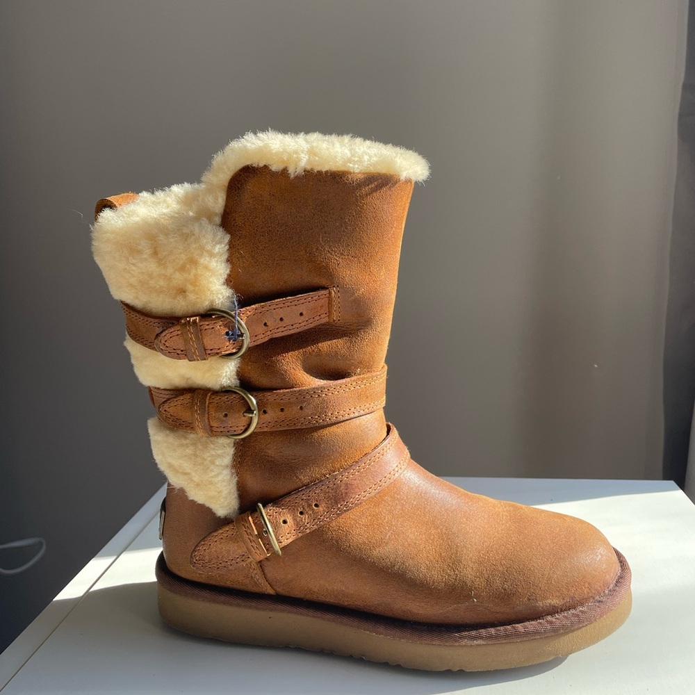 UGG Womens Becket Boot Chestnut Leather Mid Calf Boots Size 6.